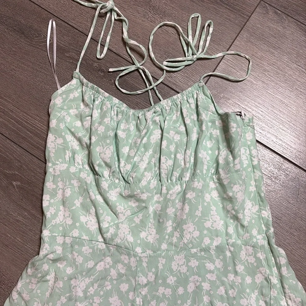 MM21 Streetwear society green floral romper with tie back and straps - Picture 2 of 7